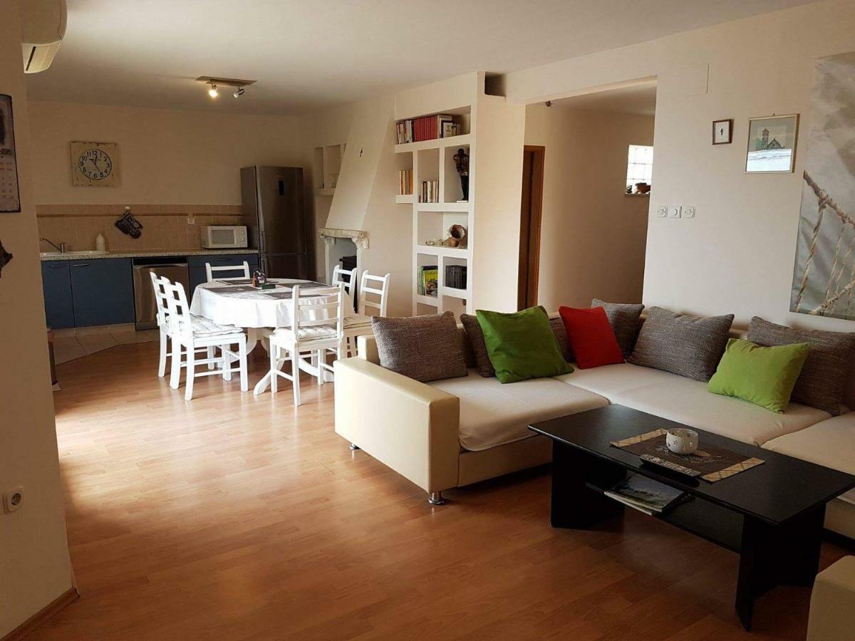 Apartment Tempera Повляна Экстерьер фото